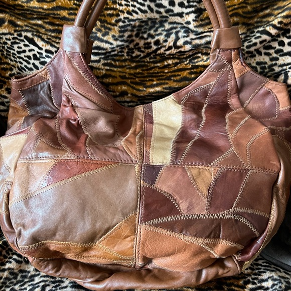 Brown Purse 👜 - Picture 2 of 5